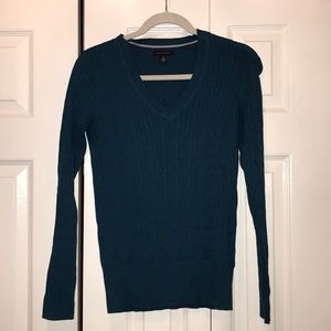 Tommy Hilfiger sweater